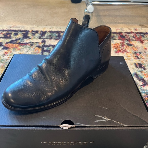 Frye Elyssa Shootie Ankle Boot - Picture 5 of 9